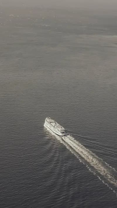 Bateau de croisière - 1