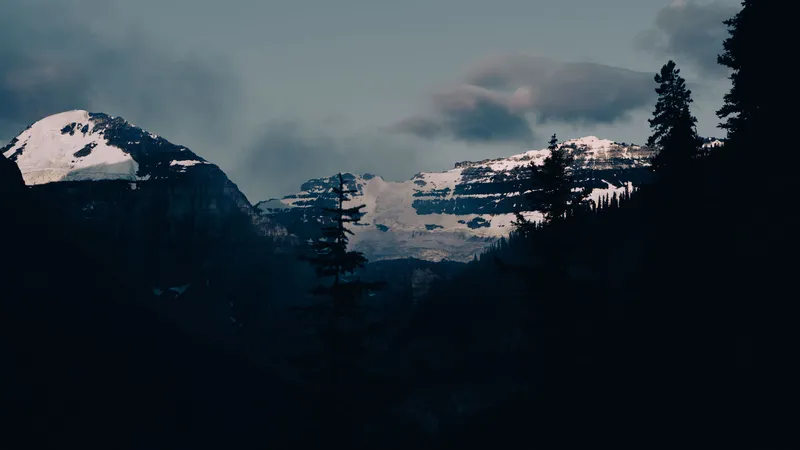 Lake Louise en monochrome